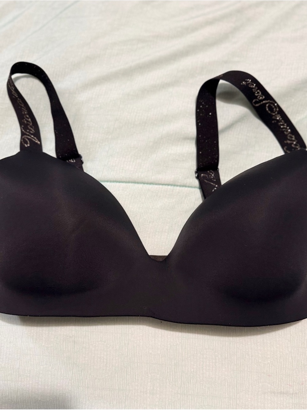 Victoria's Secret Black Smooth T-Shirt Bra with Branded Straps